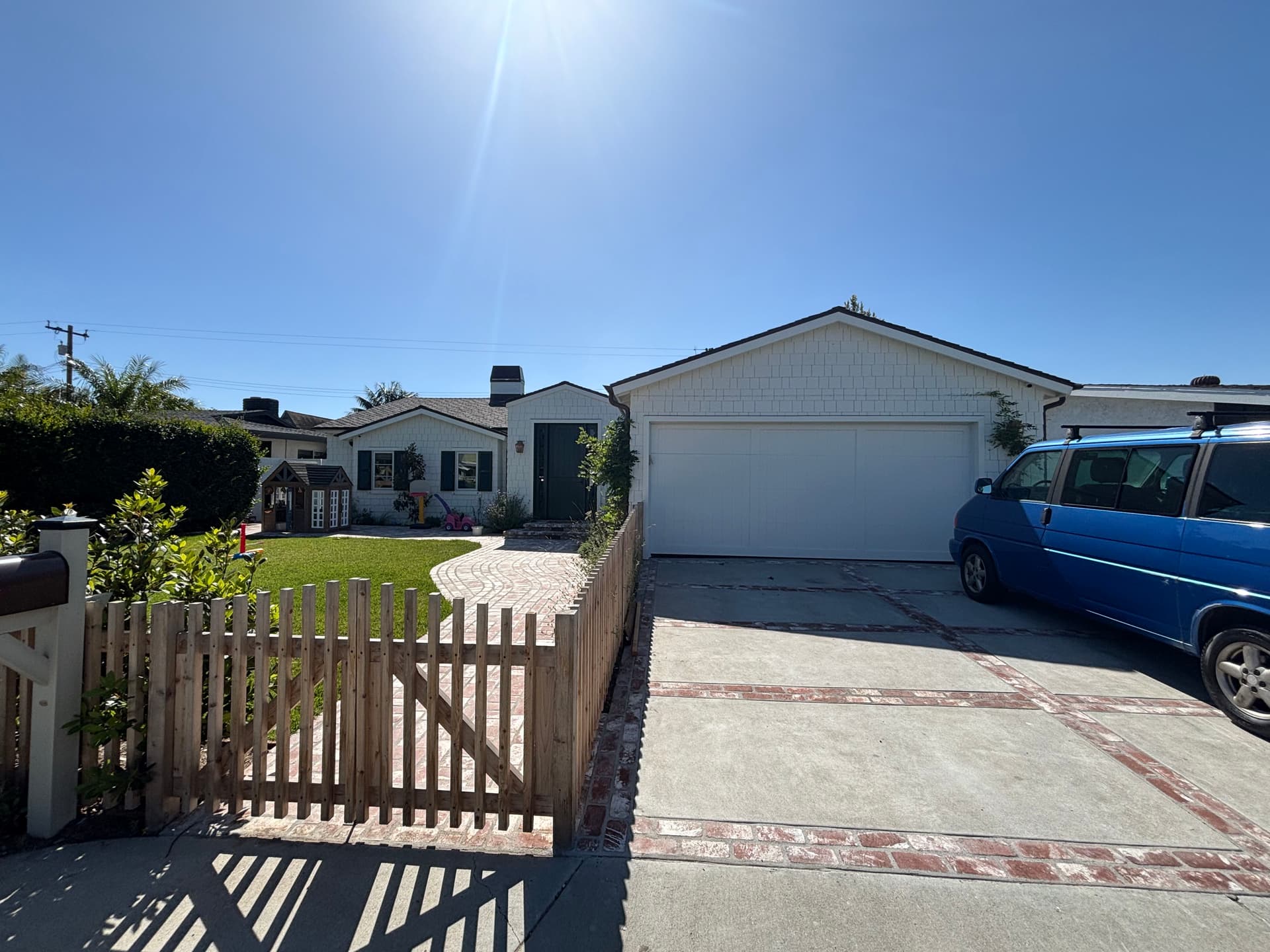 Gallery photos for Costa Mesa Dirt Lot Gets a Full Outdoor Makeover: Image #2